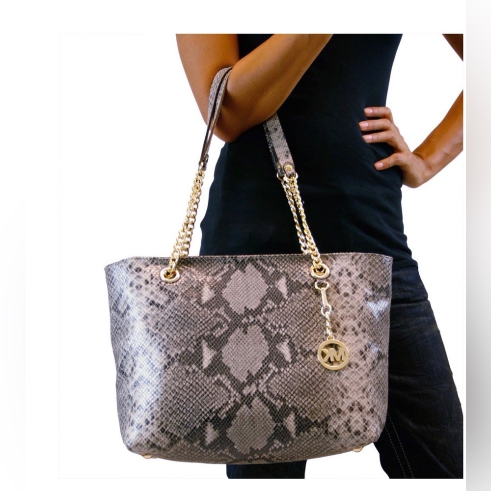 Michael Kors Jet Set tote bag